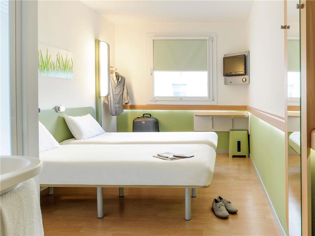 Ibis Budget Chalon Sur Saone Nord Room photo